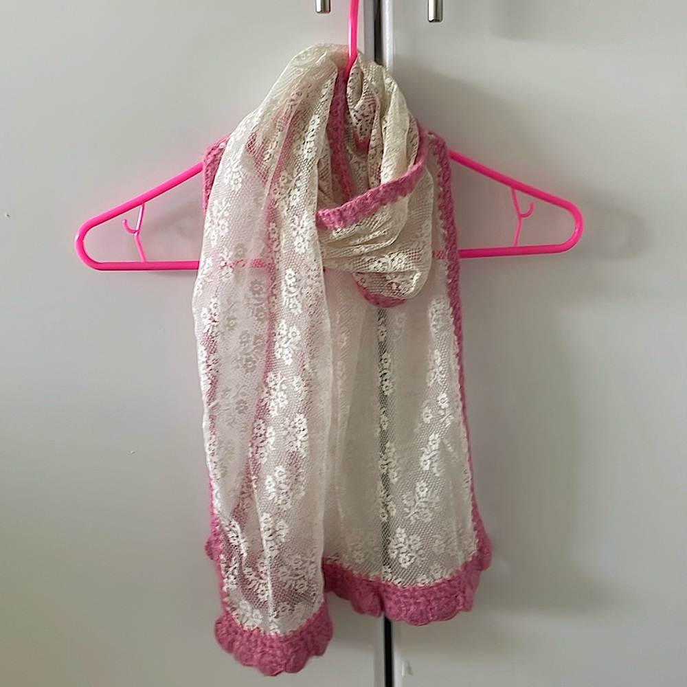 White lace and pink knit scarf